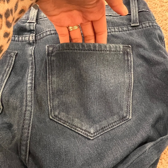 Old Navy maternity jeans Size 4 - Picture 3 of 7